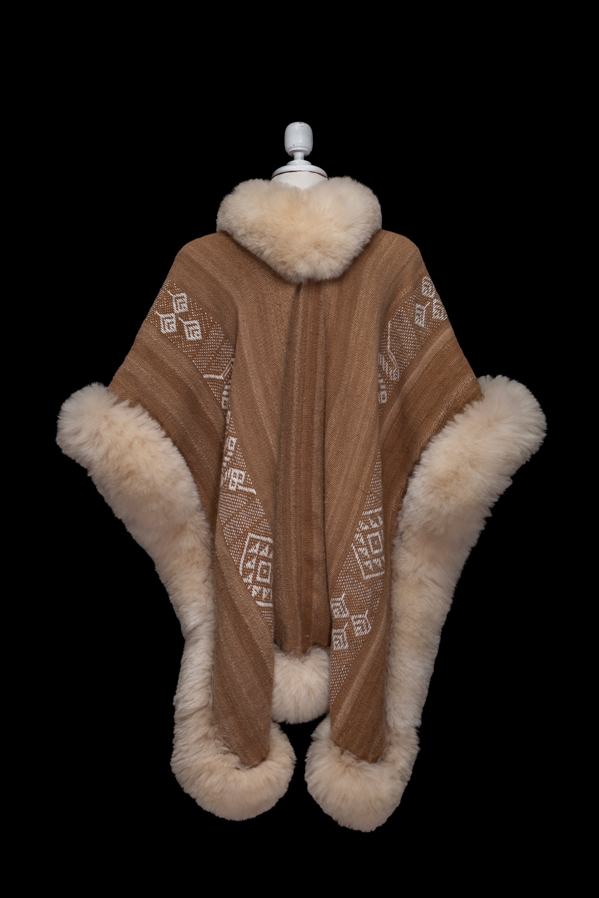 Echo of Tayta Inti | Tan Baby Alpaca Fur Cape 931
