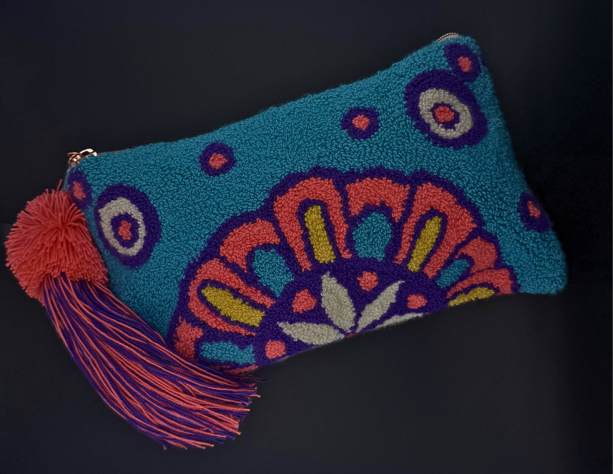 Asii Wayuu Clutch