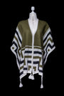 Q'omer Alpaca Knit Cape 08