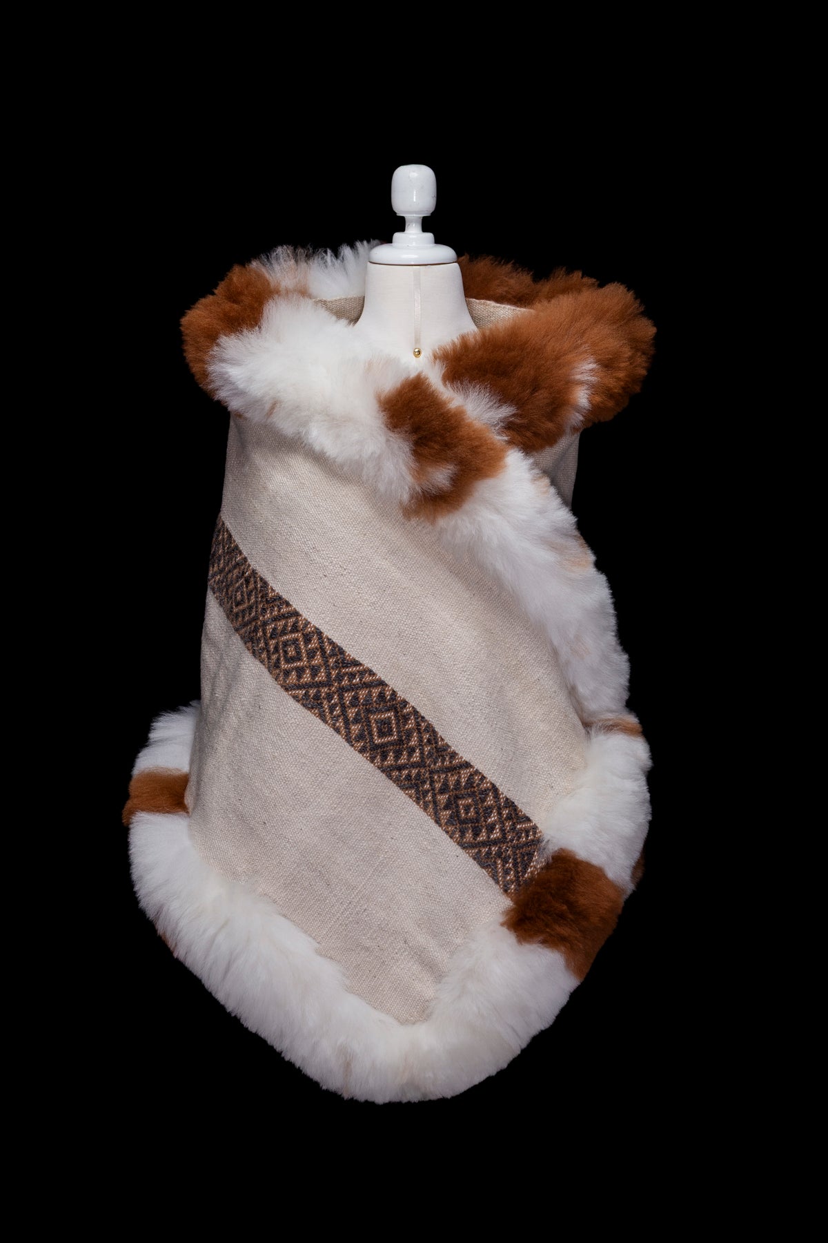 Mirror of Creation | Cream Alpaca Fur Wrap 86