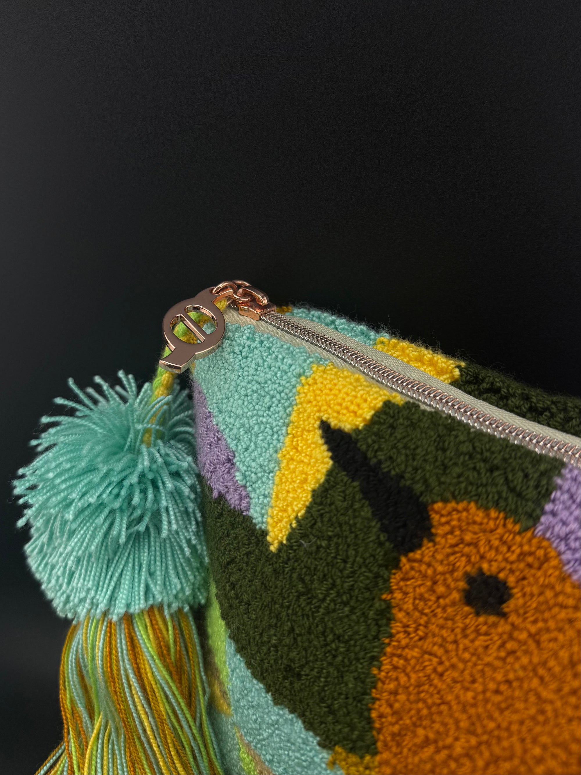 Chünüꞌü Wayuu Tapizado Clutch