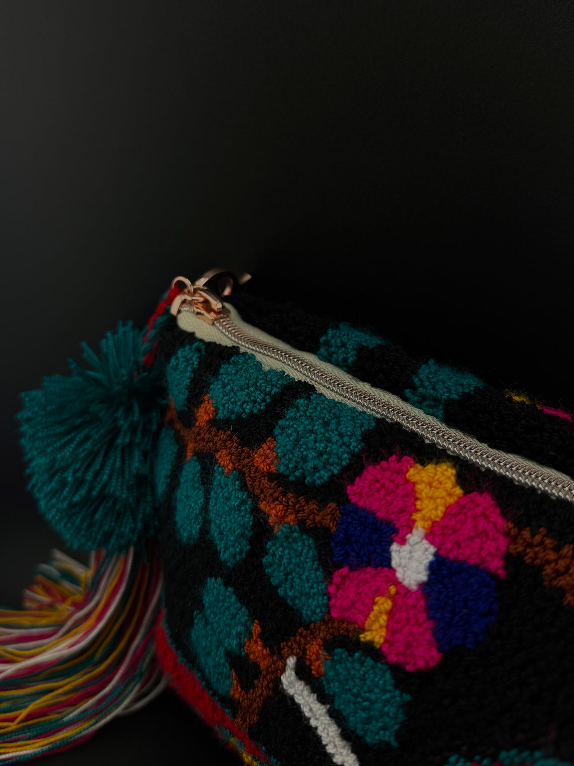 Kalekale Wayuu Clutch
