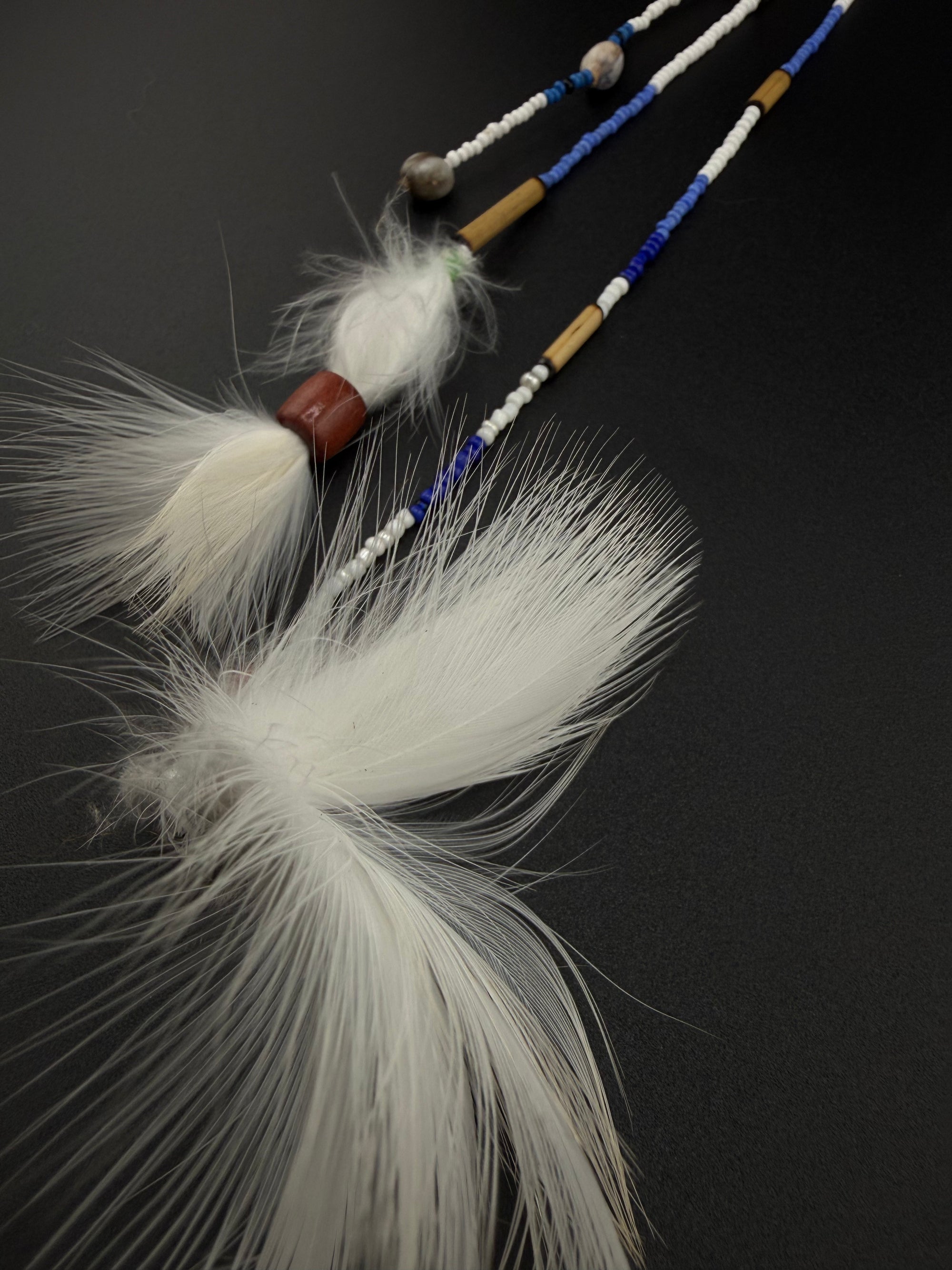 White Huni Kuin Feather Hair Clip