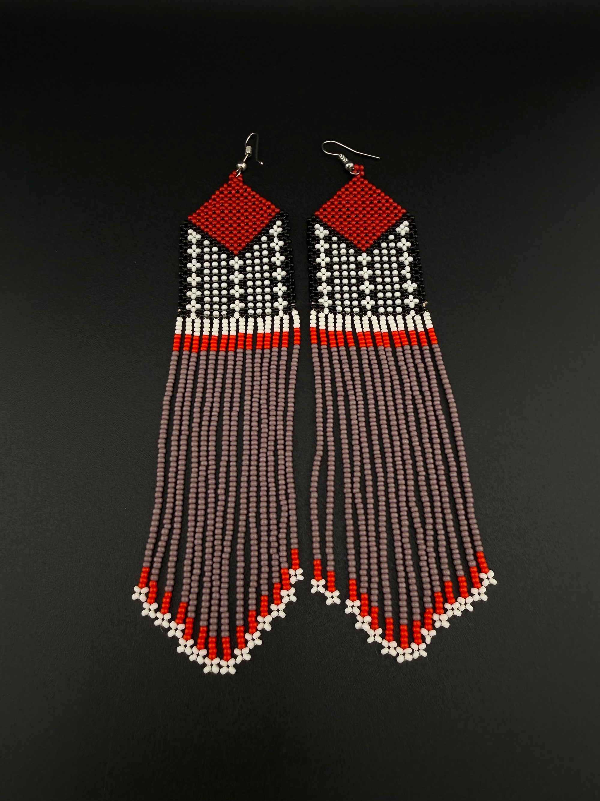 Red &amp; Mauve Fulni-ô Shield Earring