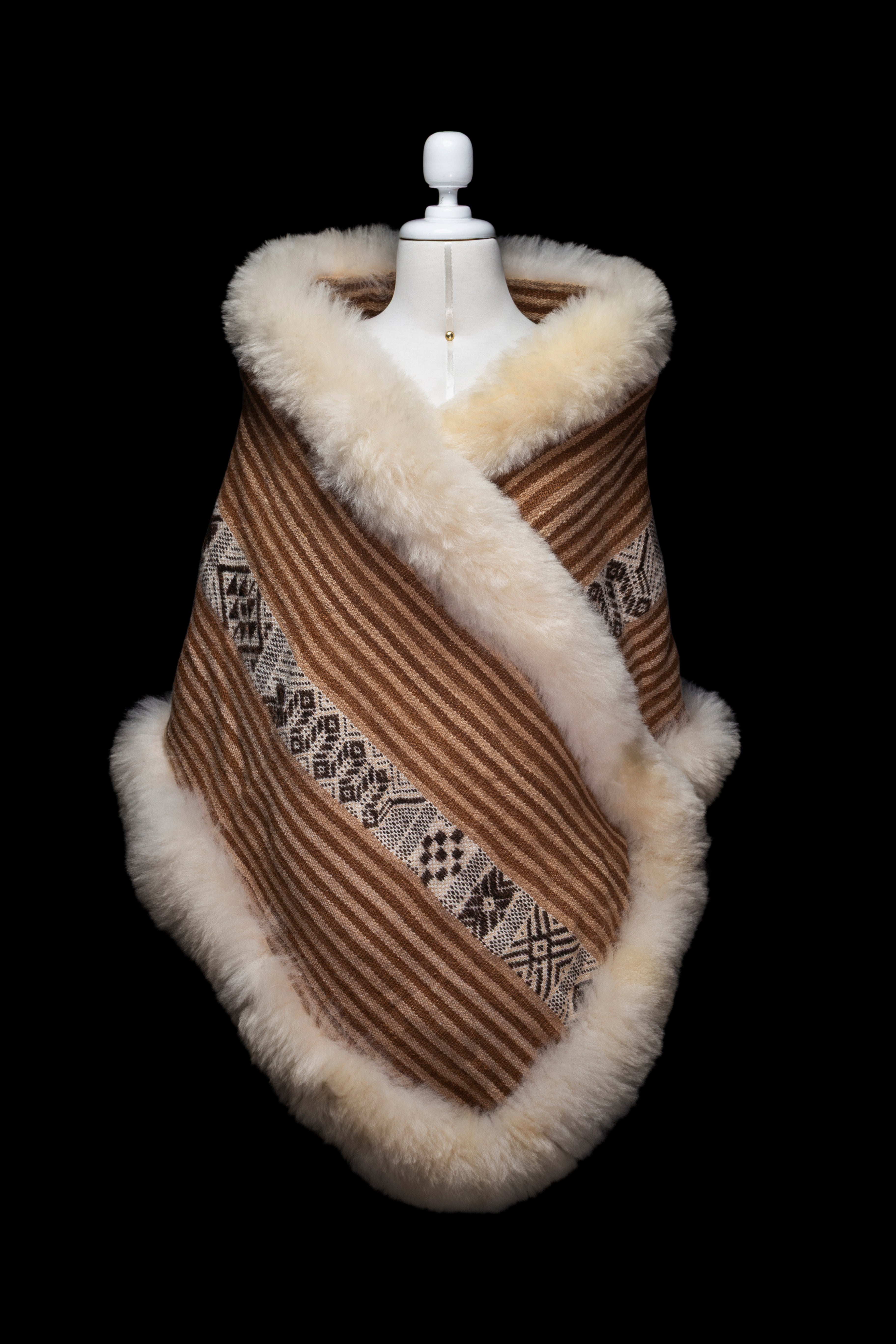 Alpaca Fur Wrap – Mama Ayni